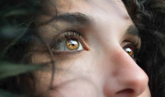 women eyes close up